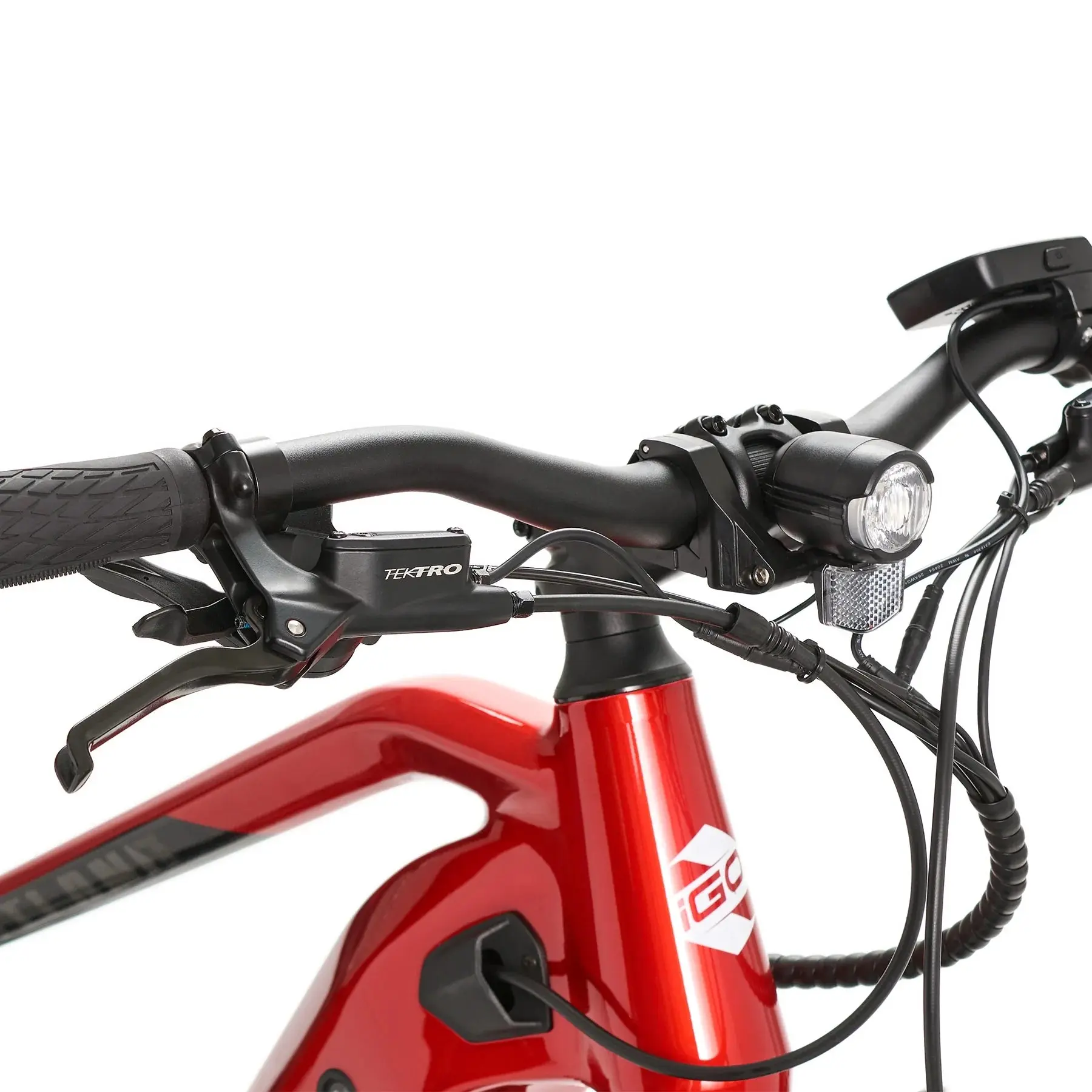 Cockpit with Tektro hydraulic brakes and LED light